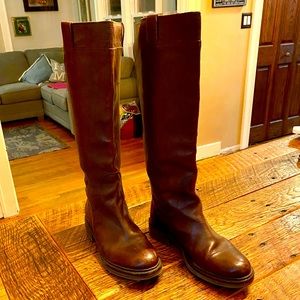 Beautiful Italian leather boots!! Brown riding, equestrian, outdoors